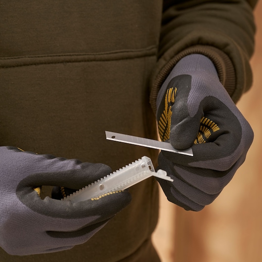 STANLEY® 9mm Snap-Off Knife Blades