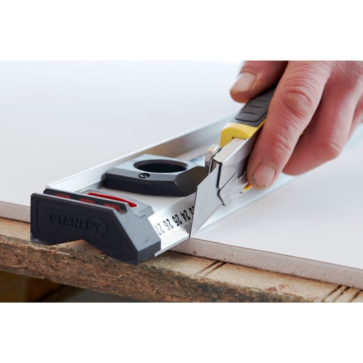 LAMES DE CUTTERS 25MM - CARTE 5 LAMES - FATMAX