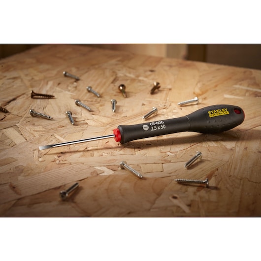 STANLEY® FATMAX® Parallel 2.5 x 50mm Screwdriver Environment Shot In a Workshpt Background