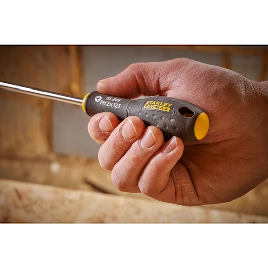 STANLEY® FATMAX® Phillips PH2 x 125mm Screwdriver Application Action Shot Hand/Person