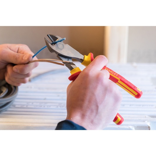 Pince coupante diagonale isolée 1000V STANLEY® FATMAX® 200 mm