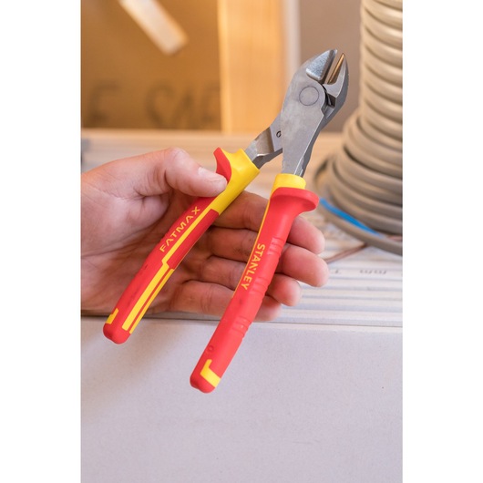 Pince coupante diagonale isolée 1000V STANLEY® FATMAX® 200 mm