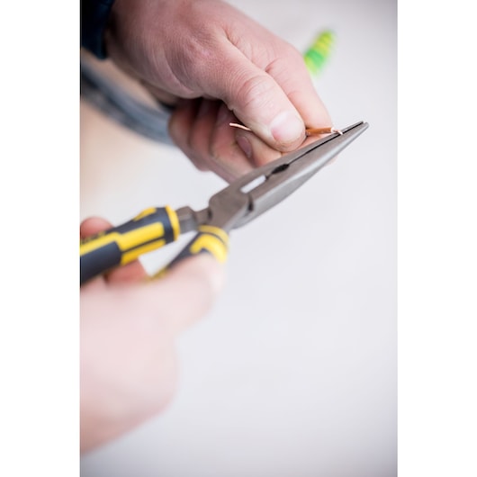Pince à becs 1/2 ronds longs STANLEY® FATMAX® 200 mm