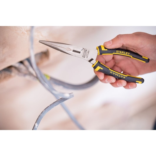 Pince à becs 1/2 ronds longs STANLEY® FATMAX® 200 mm