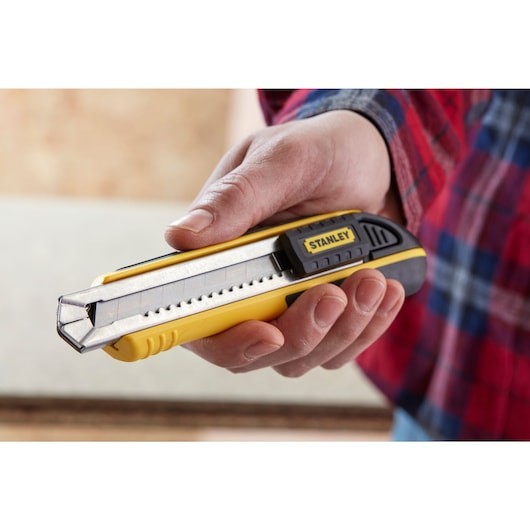 Cutter à cartouche STANLEY® FATMAX® 18 mm