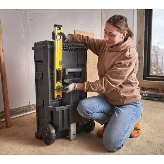 Servante Stanley Modulo 3 en 1 avec boîte Touchlatch à tiroir 55,6L poignée  télescopique avec 2 roues - Rangement de l'atelier - Achat & prix