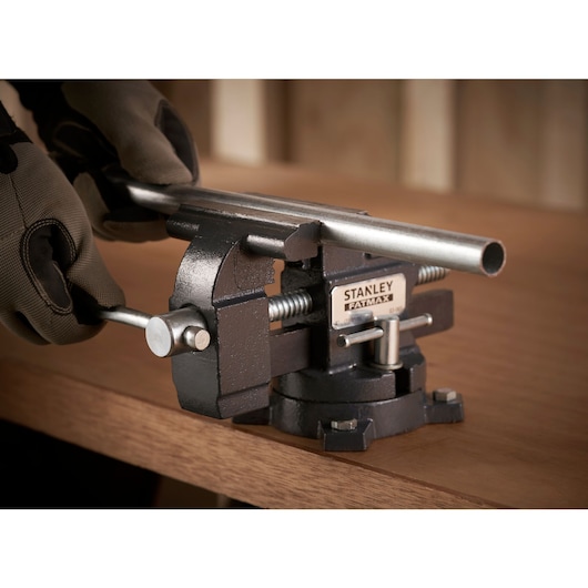 Stanley 100Mm/4" Light Duty Vice Side View