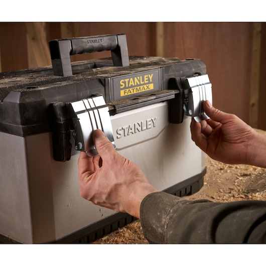 STANLEY FATMAX 20 in. Metal Plastic Tool Box