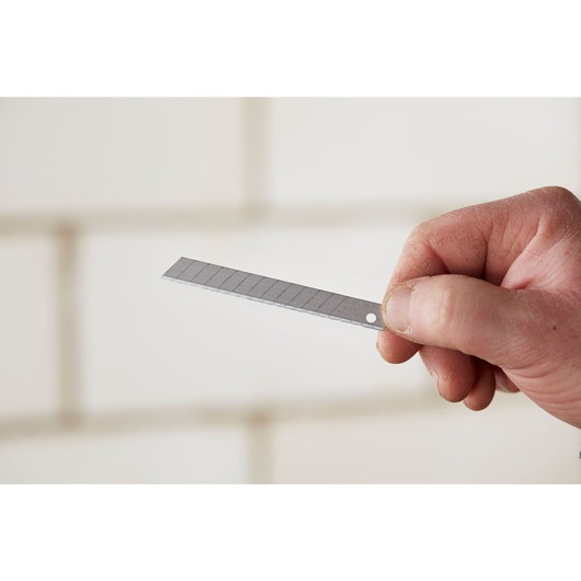 LAMES DE CUTTERS 9MM - DISTRIBUTEUR 5 LAMES