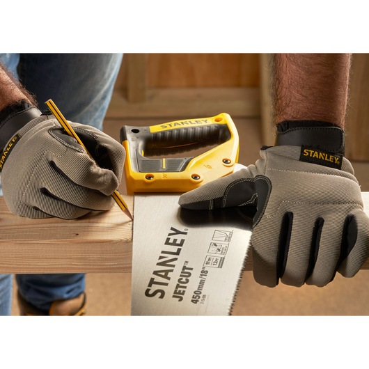 Scie égoïne JETCUT™ STANLEY® 450 mm, coupe fine, 11 dents/pouce