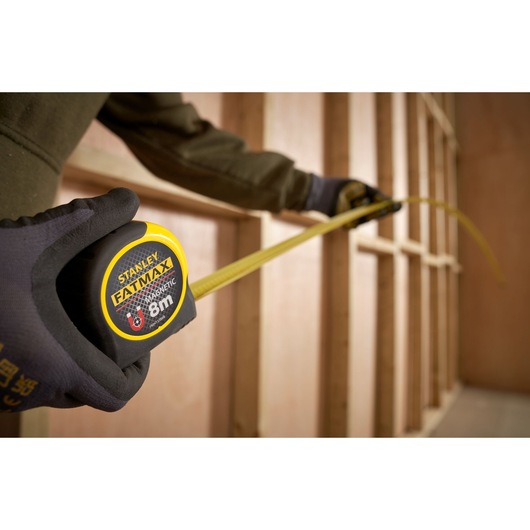 STANLEY FATMAX BladeArmor™ Magnetic 8M (32mm wide) Tape Measure