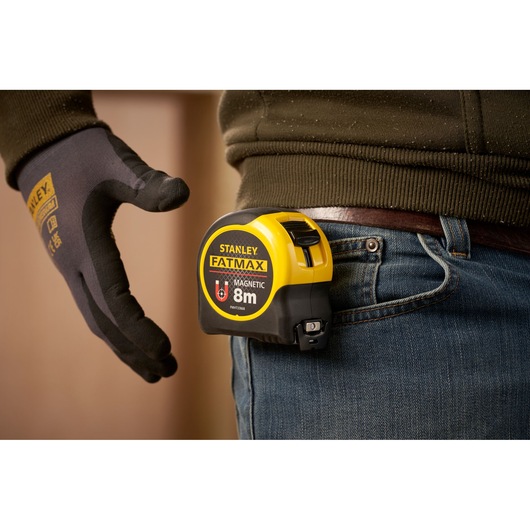 STANLEY FATMAX BladeArmor™ Magnetic 8M (32mm wide) Tape Measure