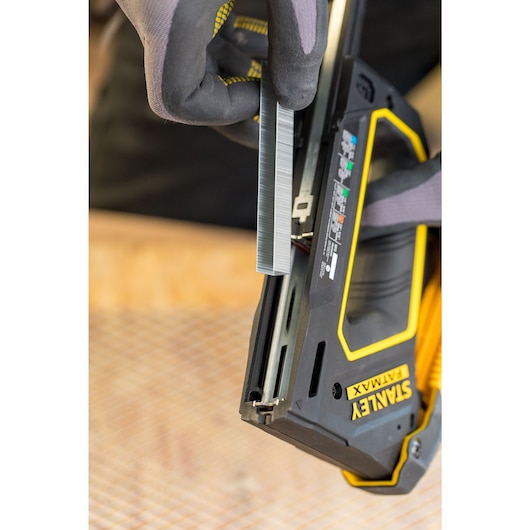 Agrafeuse-cloueuse multi-usage 4 en 1 STANLEY® FATMAX®