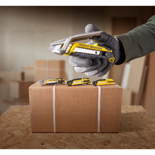 STANLEY® FATMAX® 18 mm Integrated Snap Slide Lock Snap Off Knife