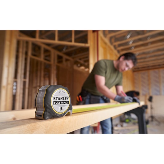 STANLEY® FATMAX® XTREME™ 5M (32MM WIDE) TAPE MEASURE