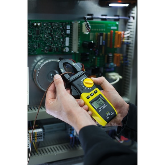 Multimètre numérique smart à pince STANLEY® FATMAX®