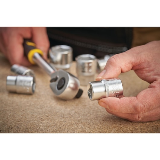 DOUILLE 1/2" 6 PANS 32 MM FATMAX