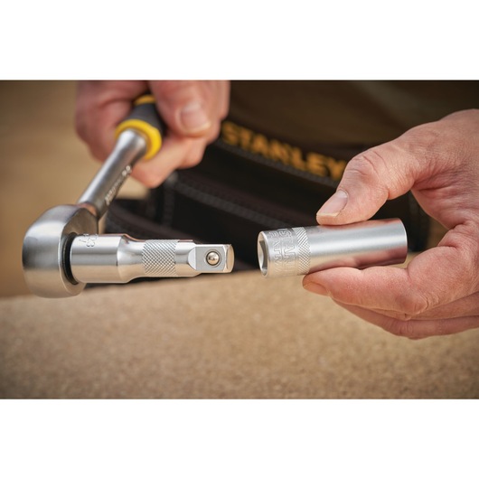 DOUILLE 1/2" POUR BOUGIE DE 21 MM FATMAX