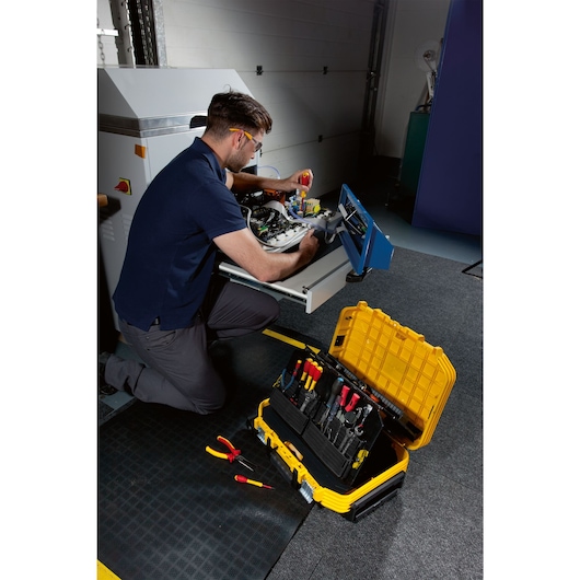 STANLEY® FATMAX® Rolling Technician Case