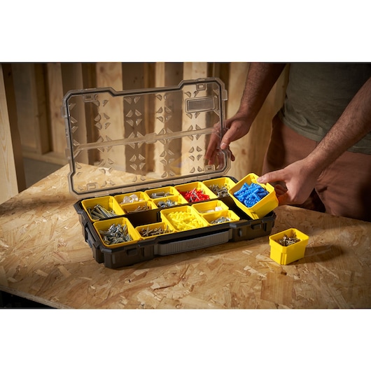 STANLEY® FATMAX® Pro 2/3 Shallow Organiser Application Shot