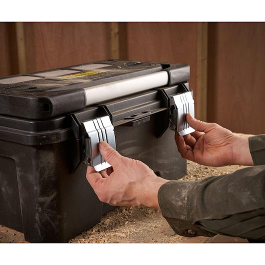 STANLEY FATMAX 20 in. Pro Cantilever Tool Box