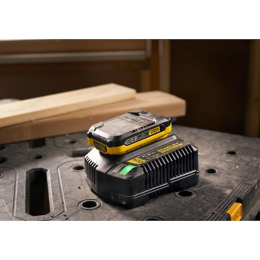 STANLEY® FATMAX® 18V 2.0Ah Lithium-Ion Battery