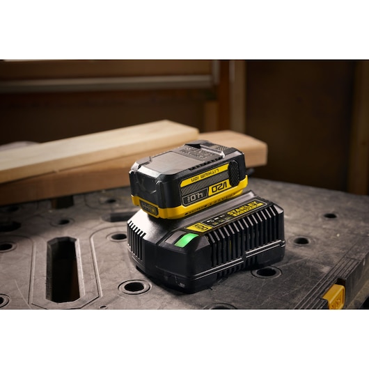 STANLEY® FATMAX® 18V 4.0Ah Lithium-Ion Battery