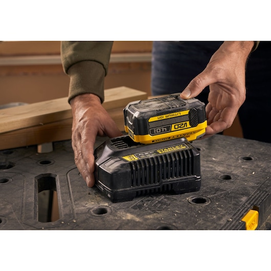 STANLEY® FATMAX® 18V 4.0Ah Lithium-Ion Battery