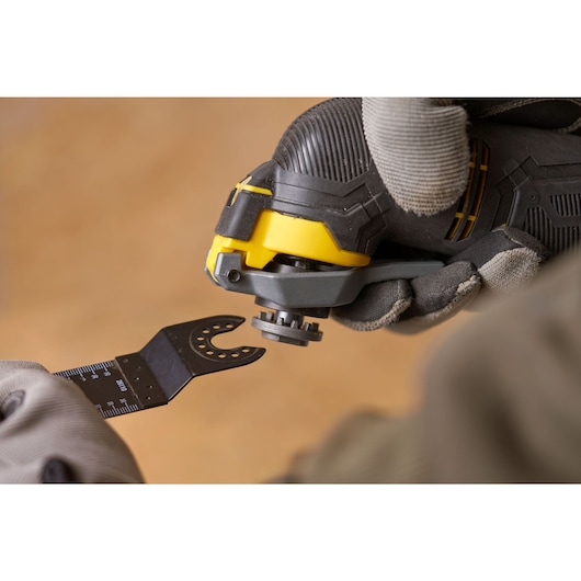 18V STANLEY® FATMAX® V20 Multi Material Cutting Tool with 2 x 2.0Ah Lithium-Ion batteries and Kit Box