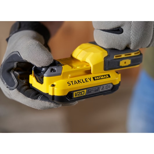 Visseuse à impacts BRUSHLESS 170 Nm - 18V - 2800 trs/min, 3500 cps/min, Porte-outils Hexagonal 6,35 mm, Changement rapide et facile de l'embout, LED - Gamme V20 - STANLEY FATMAX, SFMCF810B-XJ