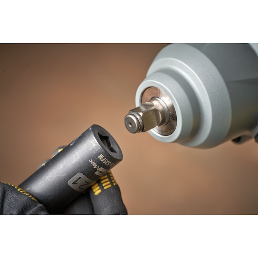 18V STANLEY® FATMAX® V20 Brushless 1/2" High Torque Impact Wrench
