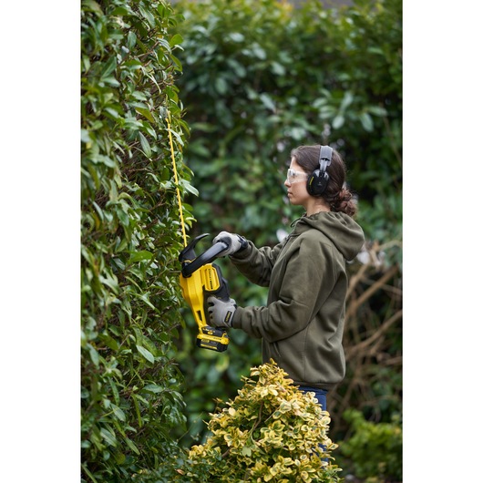 18V STANLEY® FATMAX® V20 55CM Hedge Trimmer - Bare