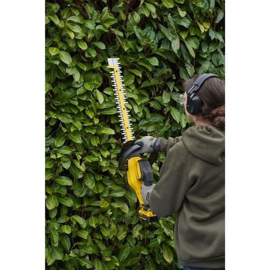 18V STANLEY® FATMAX® V20 55CM Hedge Trimmer - Bare