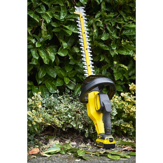 18V STANLEY® FATMAX® V20 55CM Hedge Trimmer - Bare