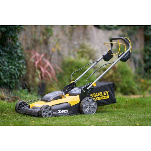 18V STANLEY® FATMAX® V20 51cm Self-propelled Mower