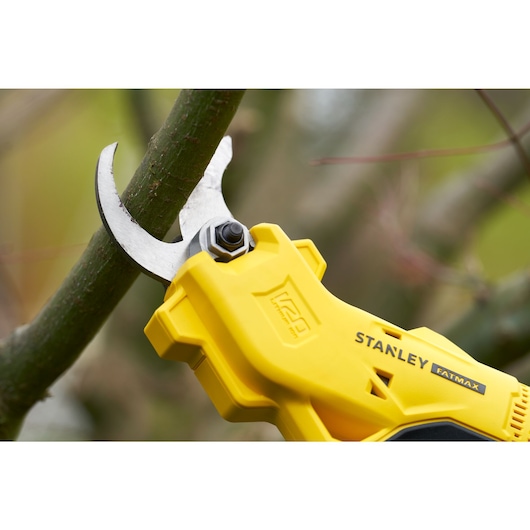 18V STANLEY® FATMAX® V20 Power Pruner (Bare Unit)