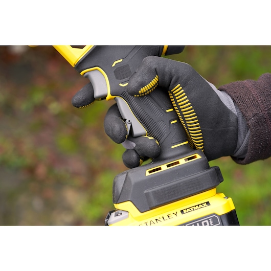 18V STANLEY® FATMAX® V20 Power Pruner (Bare Unit)