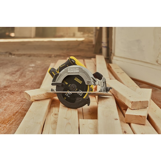 V20 SCIE CIRCULAIRE 190MM BRUSHLESS - LITHIUM 18V - SANS BATTERIE