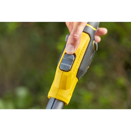 Coupe-Bordures Brushless 33 cm 18V STANLEY® FATMAX® V20 -(Sans Batterie ni Chargeur)