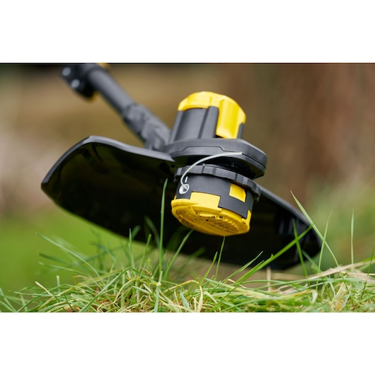 18V STANLEY® FATMAX® V20 33CM Brushless String Trimmer - Bare