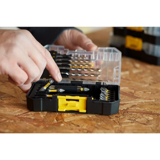 COFFRET STANLEY® FATMAX® 19 PIÈCES PERÇAGE BÉTON ET VISSAGE TORSION