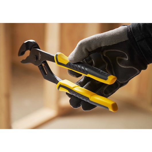 STANLEY® 250mm DYNAGRIP® Groove Joint Plier