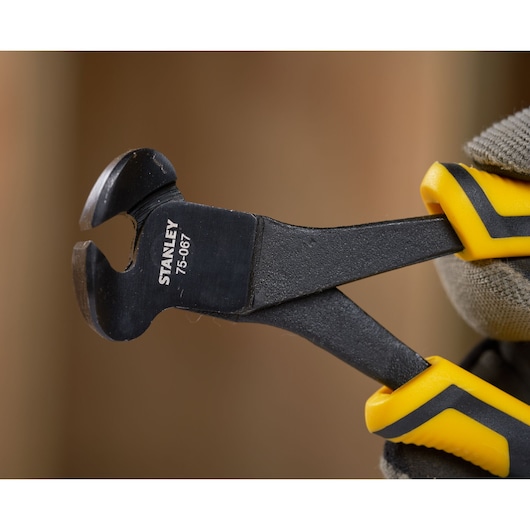 STANLEY® 150mm DYNAGRIP® End Cutter Pliers