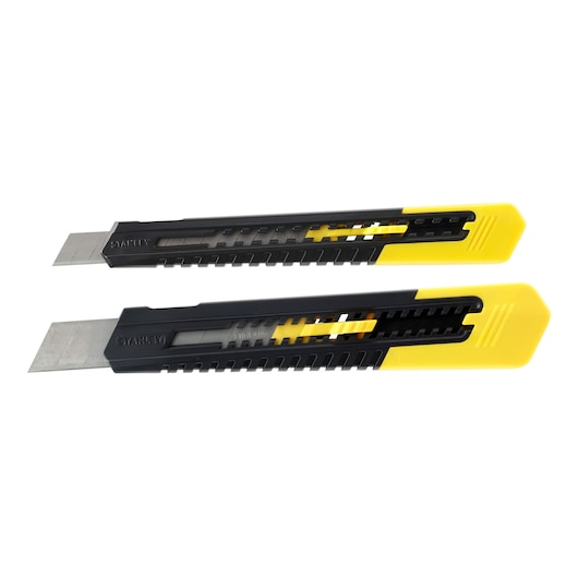 LOT DE 2 CUTTERS 9 ET 18 MM SM