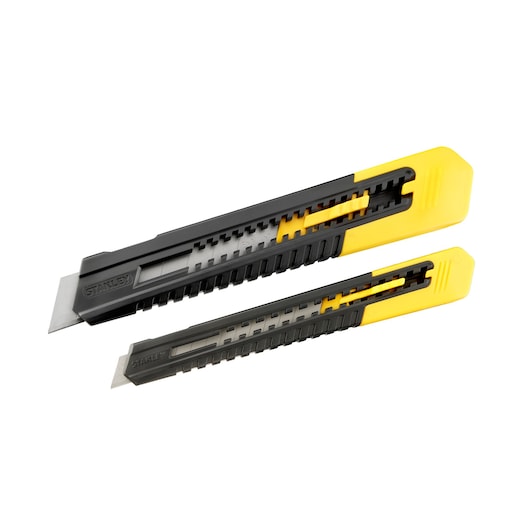 LOT DE 2 CUTTERS 9 ET 18 MM SM