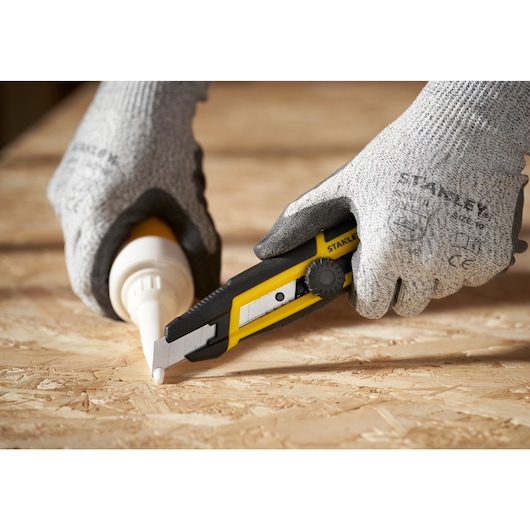 STANLEY® Mpp 18mm Integrated Snap Wheel Lock Knife