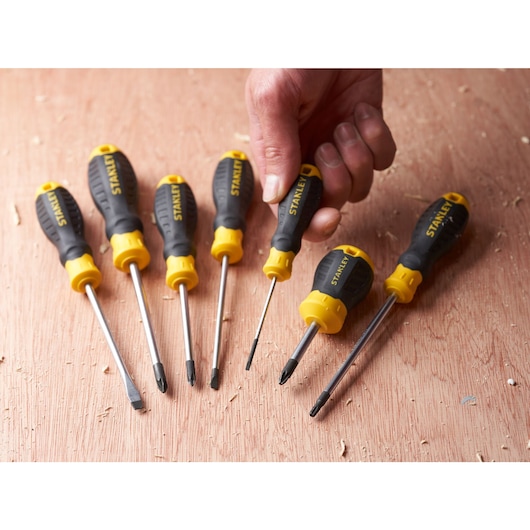STANLEY® Slotted Flared CUSHION GRIP™ Screwdrivers STANLEY® Slotted Flared CUSHION GRIP™ Screwdrivers