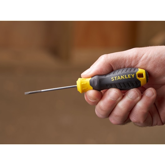 STANLEY® Slotted Flared CUSHION GRIP™ Screwdrivers STANLEY® Slotted Flared CUSHION GRIP™ Screwdrivers