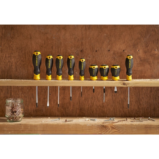 STANLEY® 6 Piece CUSHION GRIP™ Parallel Flared Phillips Screwdriver Set STANLEY® 6 Piece CUSHION GRIP™ Parallel Flared Phillips Screwdriver Set