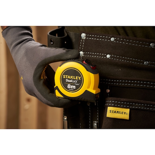 STANLEY TylonDual Lock Tape Measure 8m